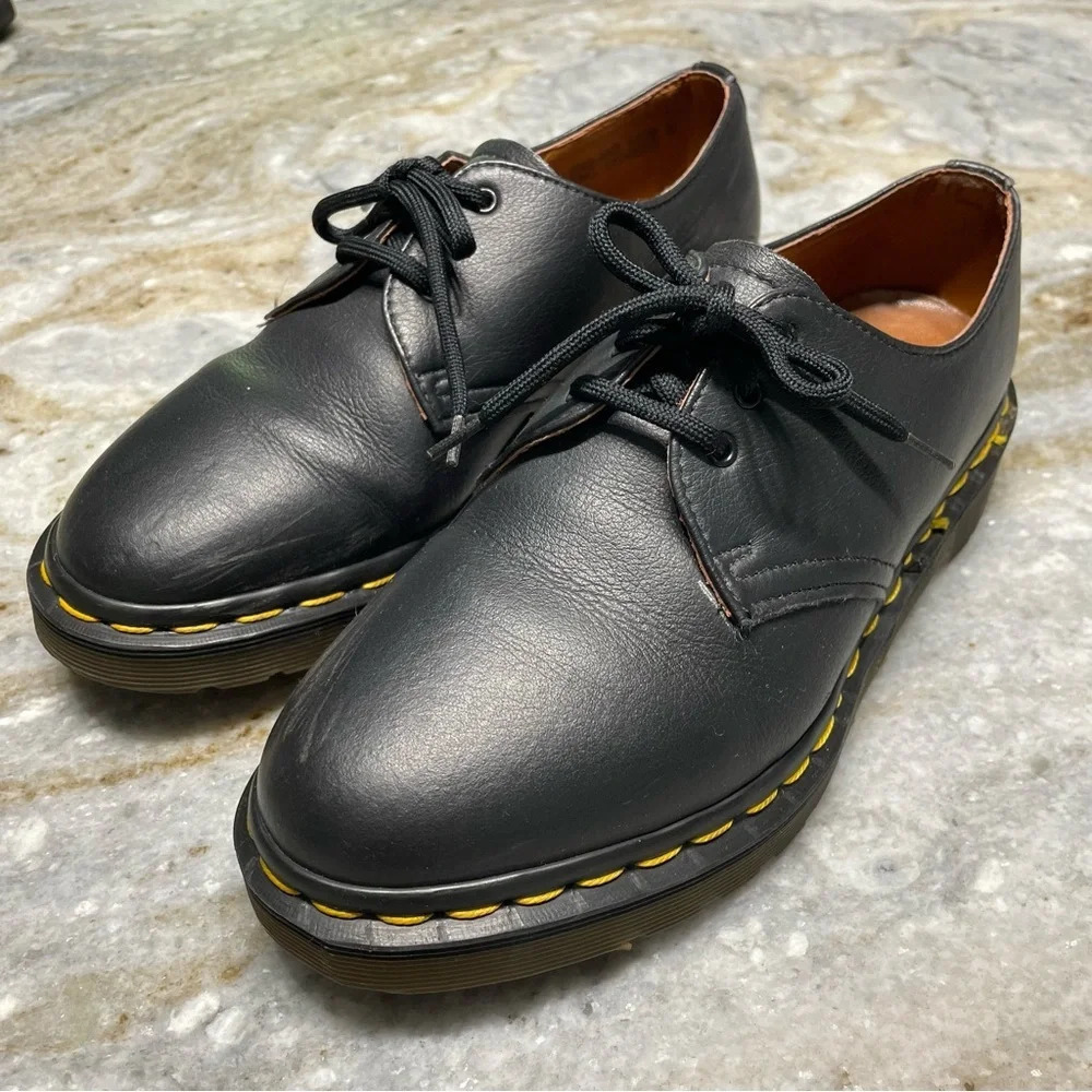 Dr. Martens Vintage Made in England Oxfords Vegan Leather VE1461 UK5
